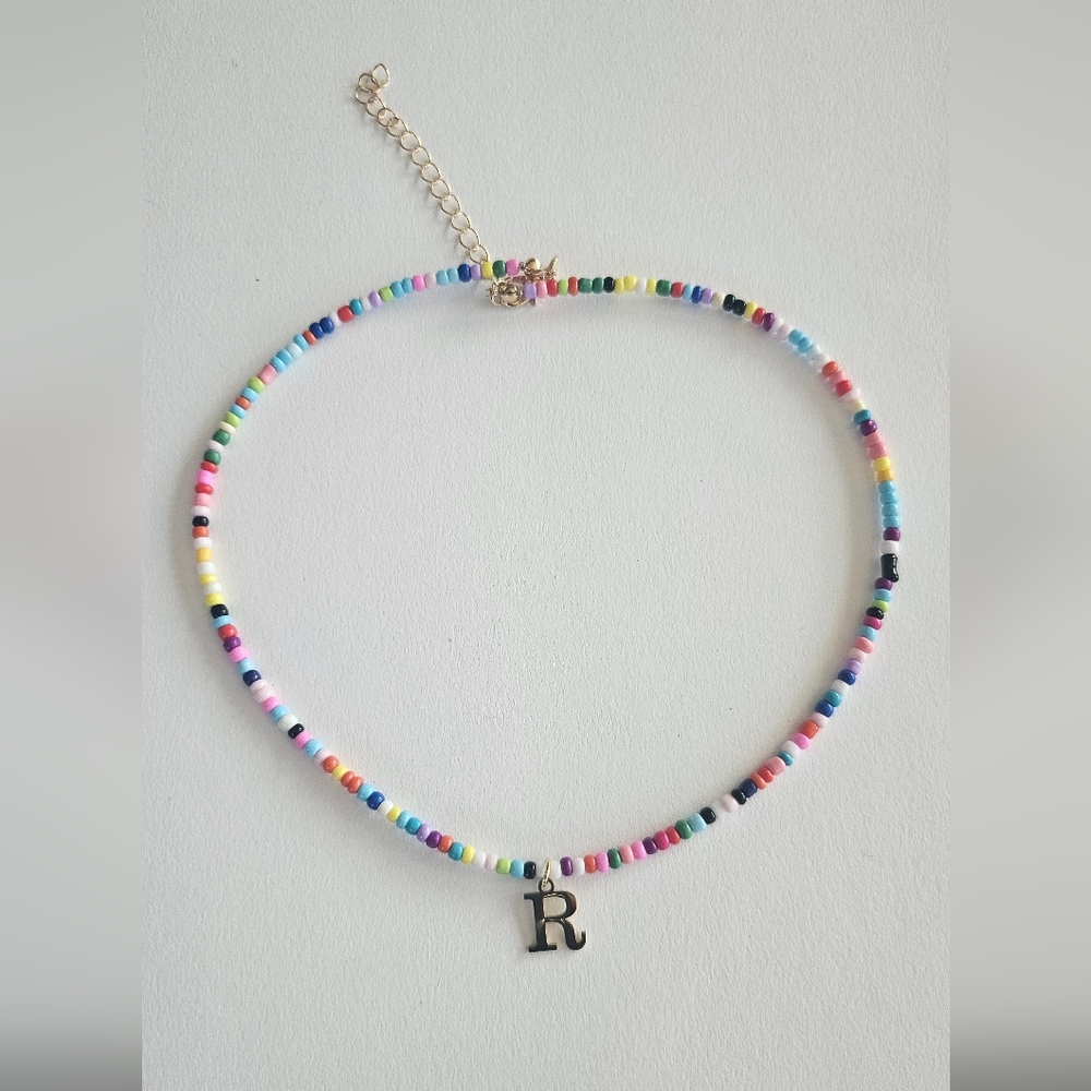 New Colorful initial necklace, R - Picture 5 of 5